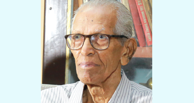 സി​ദ്ദി​ഖ് സ്മാ​ര​ക  പു​ര​സ്കാ​രം പ്ര​ഫ. എം.​കെ.​ സാ​നു​വി​ന്