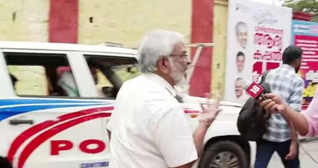 നീ​യൊ​ക്കെ തെ​ണ്ടാ​ന്‍ പോ : ​പോ​ലീ​സ് ത​ട​ഞ്ഞ ദേ​ഷ്യം മാ​ധ്യ​മ​ങ്ങ​ളോ​ട് തീ​ര്‍​ത്ത് മു​ഖ്യ​മ​ന്ത്രി​യു​ടെ ഉ​പ​ദേ​ഷ്ടാ​വ്