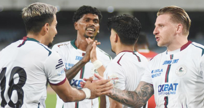 മോ​​ഹ​​ൻ ബ​​ഗാ​​ൻ പി​​ൻ​​മാ​​റി