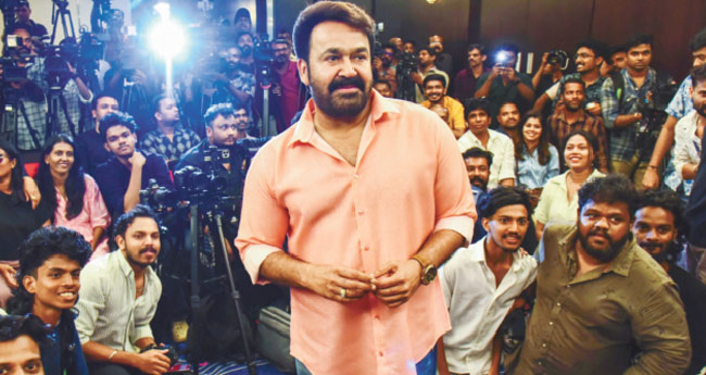 മഹാനടന് അഭിനന്ദനപ്രവാഹം; എല്ലാവർക്കും നന്ദിയെന്ന്  മോഹൻലാൽ