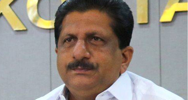 വഖഫ് നിയമം: മുനന്പം ജനതയെ കേന്ദ്രം കബളിപ്പിച്ചുവെന്ന്  മോൻസ് ജോസഫ്