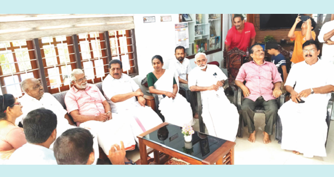 മതേതരത്വത്തിനു  നേരേയുള്ള വെല്ലുവിളി: മോന്‍സ്