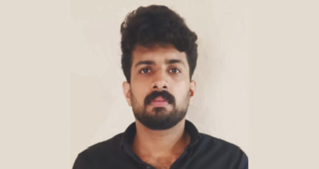 പി​എ​സ്‌​സി പ​രീ​ക്ഷ​യി​ലെ കോ​പ്പി​യ​ടി:  പ്ര​തിയെ സ​ഹാ​യി​ച്ച​വ​രെ​ക്കു​റി​ച്ചു സൂ​ച​ന