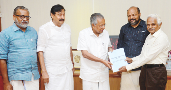 മു​ന​ന്പം പ്ര​ശ്നം: ജു​ഡീ​ഷ​ൽ ക​മ്മീ​ഷ​ൻ  റി​പ്പോ​ർ​ട്ട് സ​ർ​ക്കാ​രി​നു കൈ​മാ​റി