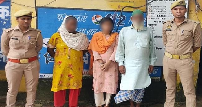 ശി​വ​ക്ഷേ​ത്ര​ത്തി​ൽ ന​മ​സ്ക​രി​ച്ച മു​സ്‌​ലീം യു​വ​തി​യും മ​ക​ളും ക​സ്റ്റ​ഡി​യി​ൽ