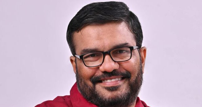 തെ​രു​വു​നാ​യ്ക്ക​ളെ  കൊ​ല്ലാ​ൻ അ​നു​മ​തി ന​ൽക​ണ​മെ​ന്നു  എം.ബി. രാ​ജേ​ഷ്