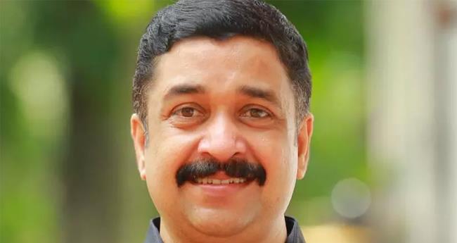 പാ​തി​വി​ല ത​ട്ടി​പ്പ്; ന​ജീ​ബ് കാ​ന്ത​പു​ര​ത്തി​ന് എ​തി​രാ​യ പ​രാ​തി പി​ൻ​വ​ലി​ച്ചു