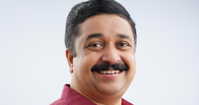 ഹ​ര്‍​ജി തീ​ര്‍​പ്പാ​ക്കി:  ന​ജീ​ബ്  കാ​ന്ത​പു​ര​ത്തി​ന്‍റെ  വി​ജ​യം ആ​റ് വോ​ട്ടിന്