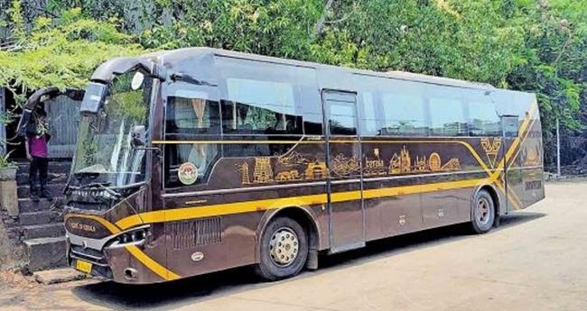 ന​വ​കേ​ര​ള ആ​ഡം​ബ​ര ബ​സ് ഇ​നി സൂ​പ്പ​ര്‍ ഡീ​ല​ക്‌​സ് എ​സി സ​ര്‍​വീ​സ്