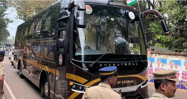 ന​വ​കേ​ര​ള ബ​സി​നു ബോം​ബ് വ​യ്ക്കു​മെ​ന്ന് ഭീ​ഷ​ണിക്കത്ത്‌