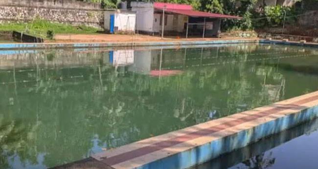 നീന്തൽ കുളത്തിൽ കു​ളി​ക്കാ​നി​റ​ങ്ങി​യപ്പോൾ അപകടം; ര​ണ്ട് കു​ട്ടി​ക​ൾ മു​ങ്ങി​മ​രി​ച്ചു