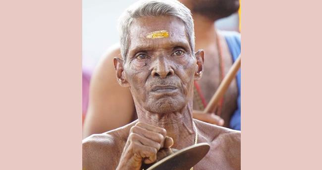 ഇ​ല​ത്താ​ള പ്ര​മാ​ണി നെ​ടു​ന്പാ​ൾ പ​റ​മ്പി​ൽ നാ​രാ​യ​ണ​ൻ നാ​യ​ർ അ​ന്ത​രി​ച്ചു