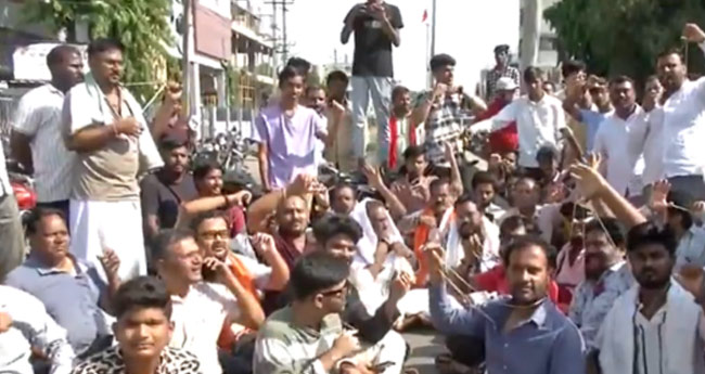 പൂണൂൽ മാറ്റി:  നീറ്റിനിടെ  കർണാടകയിൽ പ്രതിഷേധം
