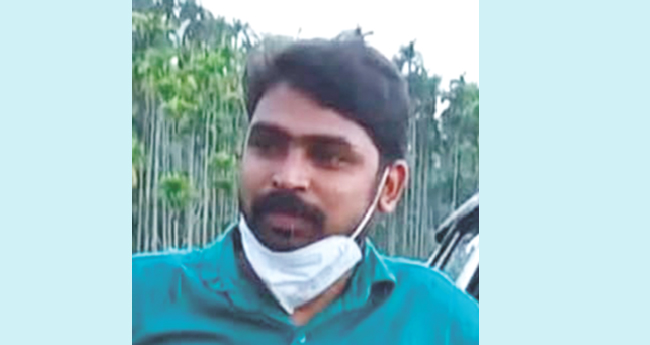 കാ​ഞ്ഞി​ര​ക്കൊ​ല്ലി​യി​ൽ വീ​ട്ടി​ൽ​ ക​യ​റി യു​വാ​വി​നെ വെ​ട്ടി​ക്കൊ​ന്നു