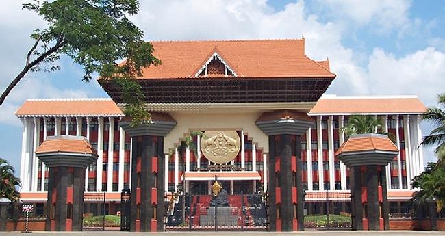 കു​വൈ​റ്റ് ദു​ര​ന്തം: നി​യ​മ​സ​ഭ​ അ​നു​ശോ​ചി​ച്ചു