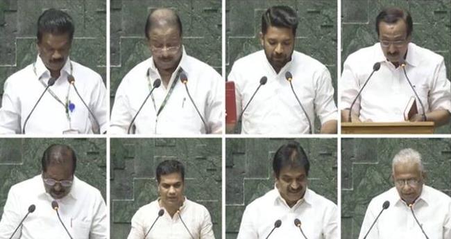 കേ​ര​ള​ത്തി​ൽ ​നി​ന്നു​ള്ള 17 എം​പി​മാ​ർ സ​ത്യ​പ്ര​തി​ജ്ഞ​ ചെ​യ്തു