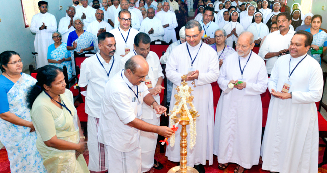 അപ്പസ്‌തോലിക് ഒബ്ലേറ്റ്‌സ് ഇന്‍ ഇന്ത്യ  സുവര്‍ണ ജൂബിലി  ആഘോഷിച്ചു