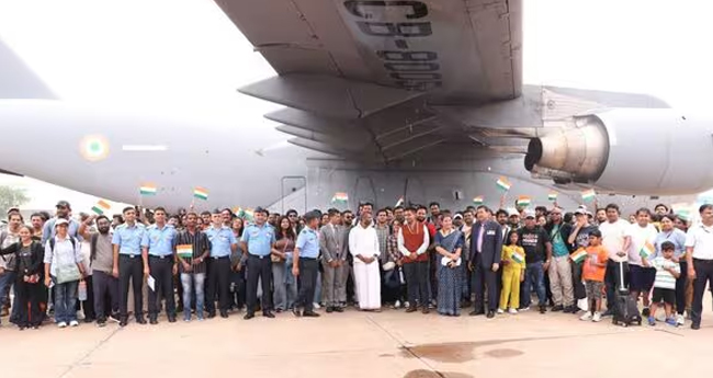 ഓപ്പറേഷൻ സിന്ധു: 3000 ത്തോളം ഇന്ത്യക്കാർ തിരിച്ചെത്തി
