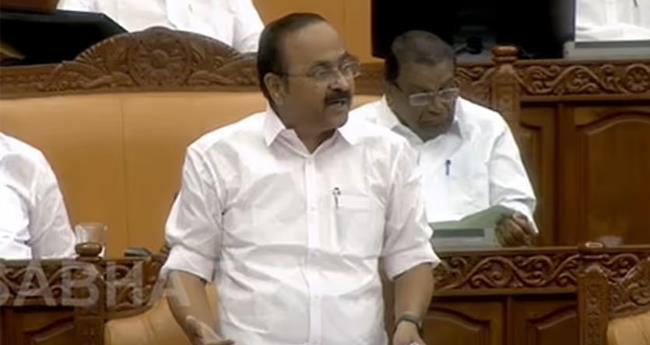 കു​ന്നം​കു​ളം ക​സ്റ്റ​ഡി മ​ർ​ദ​ന കേ​സ്; നി​യ​മ​സ​ഭ ക​വാ​ട​ത്തി​ൽ അ​ന​ശ്ചി​ത​കാ​ല നി​രാ​ഹാ​ര സ​മ​രം പ്ര​ഖ്യാ​പി​ച്ച് പ്ര​തി​പ​ക്ഷ നേ​താ​വ് വി.​ഡി. സ​തീ​ശ​ൻ