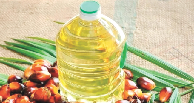 വി​​ല​​ക്കി​​ഴിവി​​ൽ പാ​​മോ​​യി​​ൽ