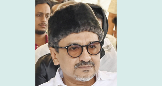 ന്യൂ​ന​പ​ക്ഷ​ങ്ങ​ളെ പേ​ടി​പ്പെ​ടു​ത്തു​ന്നു:  പാ​ണ​ക്കാ​ട് ത​ങ്ങ​ൾ