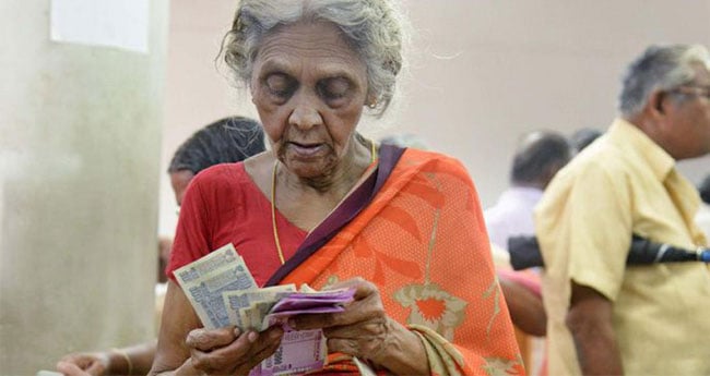 കാ​ർ​ഷി​ക ക​ടാ​ശ്വാ​സ തു​ക ഈ ​വ​ർ​ഷം  വി​ത​ര​ണം ചെ​യ്യും