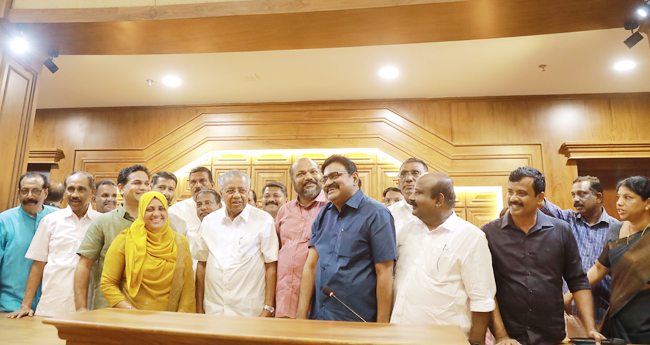 വികസനത്തില്‍ വിവേചനമില്ല: മുഖ്യമന്ത്രി