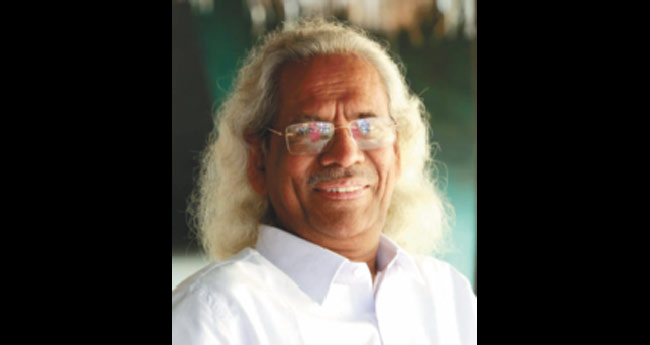 ‘അ​ങ്ക​ണം ഷം​സു​ദീ​ൻ  വി​ശി​ഷ്‌ടസാ​ഹി​തീ​സേ​വാ പു​ര​സ്കാ​രം’  പി.​കെ. ഗോ​പി​ക്ക്