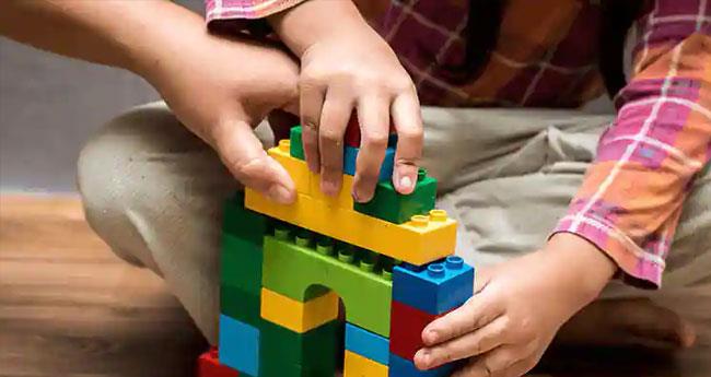മൂ​ന്ന​ര‌ വ​യ​സു​കാ​ര​നെ മ​ർ​ദി​ച്ച സം​ഭ​വം; പ്ലേ ​സ്കൂ​ള്‍ പൂ​ട്ടാ​ൻ നി​ർ​ദേ​ശം