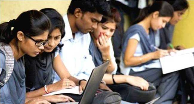 പ്ല​സ് വ​ണ്‍ പ്ര​വേ​ശ​നം: അ​പേ​ക്ഷാ സ​മ​ർ​പ്പ​ണം ഇന്നുമു​ത​ൽ