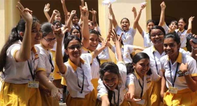 പ്ല​സ് വ​ണ്‍ അ​പേ​ക്ഷാ സ​മ​ർ​പ്പ​ണം ഇ​ന്ന്  വൈ​കു​ന്നേ​രം  നാ​ലു മു​ത​ൽ