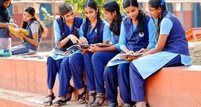 പ്ല​സ് വ​ണ്‍ ഇം​പ്രൂ​വ്മെ​ന്‍റ് പ​രീ​ക്ഷ​യി​ൽ  അ​വ്യ​ക്ത​ത: വി​ദ്യാ​ർ​ഥി​ക​ൾ​ക്ക് ആ​ശ​ങ്ക