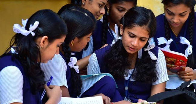 പ്ല​സ് വ​ണ്‍ അ​പേ​ക്ഷ 14 മു​ത​ൽ;  ജൂ​ണ്‍ 18ന് ​പഠനാരംഭം