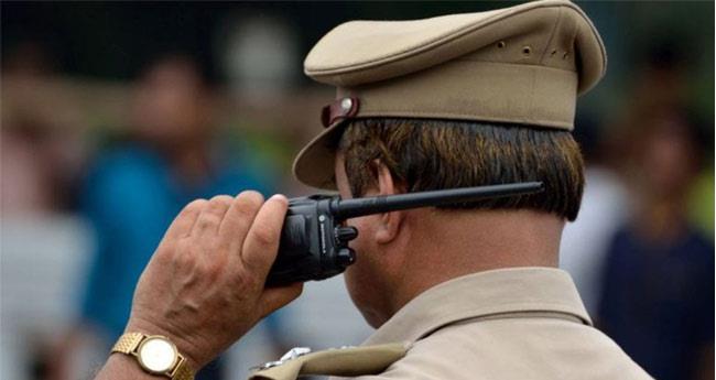 അ​ഭി​ഭാ​ഷ​ക​നെ അ​സ​ഭ്യം പ​റ​ഞ്ഞു; സാ​ക്ഷി പ​റ​യാ​നെ​ത്തി​യ​ ആ​ളെ അ​ഭി​ഭാ​ഷ​ക​ർ മ​ർ​ദി​ച്ചു
