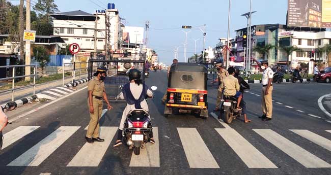 ഞാ​യ​റാ​ഴ്ച നി​യ​ന്ത്ര​ണം പൂ​ർ​ണം