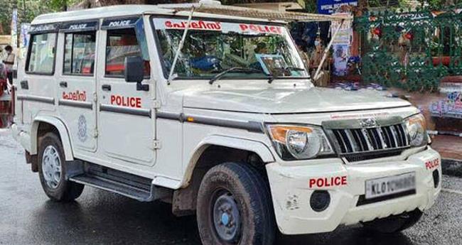 ജ​ന്മ​ദി​നാ​ഘോ​ഷം; ഗു​ണ്ടാ​സം​ഘ​ത്തി​ൽ​പ്പെ​ട്ട എ​ട്ടു​പേ​ർ പി​ടി​യി​ൽ