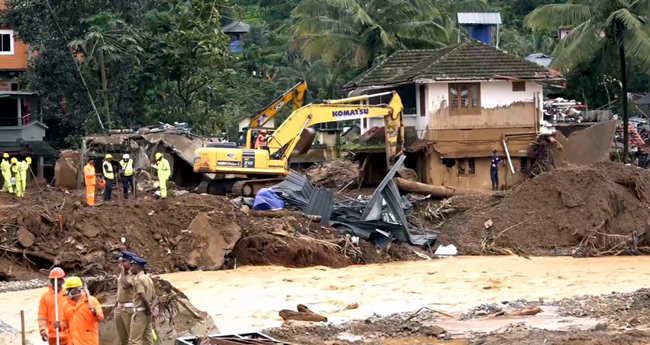 ഉ​​രു​​ള്‍​പൊ​​ട്ട​​ലി​​ല്‍ മ​​രി​​ച്ച​​വ​​രു​​ടെ എ​​ണ്ണം 354; 206 പേ​രെ കാ​ണാ​നി​ല്ല