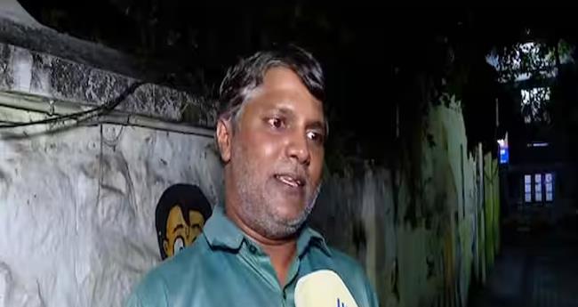 തി​രു​വ​ന​ന്ത​പു​ര​ത്ത് ക്ഷേ​ത്ര​ത്തി​ൽ ക​യ​റി പൂ​ജാ​രി​യെ പോ​ലീ​സ് ക​സ്റ്റ​ഡി​യി​ലെ​ടു​ത്ത​താ​യി ​പ​രാ​തി