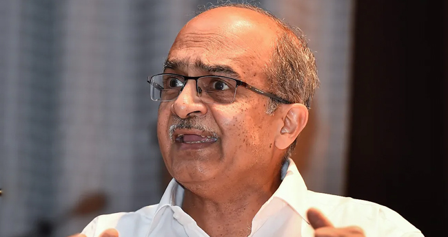 തെരഞ്ഞെടുപ്പ് കമ്മീഷന്‍ ബിജെപിയുടെ ഇലക്‌ഷന്‍  മോര്‍ച്ചയായി പ്രവര്‍ത്തിക്കുന്നു: പ്രശാന്ത് ഭൂഷണ്‍
