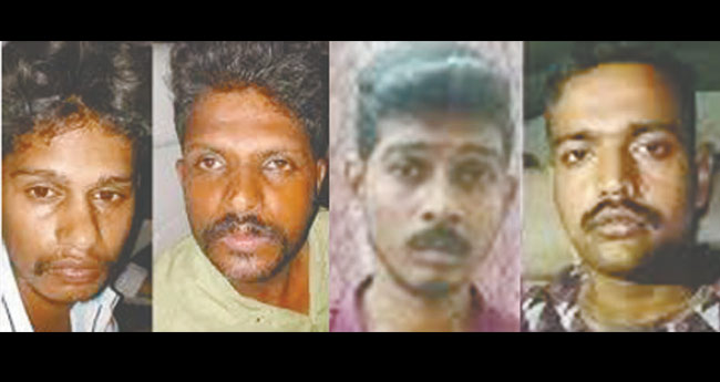 മ​ല​യാ​ളി കാ​ർ യാ​ത്രി​ക​ർ​ക്കു​ നേ​രേ   മു​ഖം​മൂ​ടിസം​ഘ​ത്തി​ന്‍റെ ആ​ക്ര​മ​ണം; നാ​ലു​ പേ​ർ അ​റ​സ്റ്റി​ൽ
