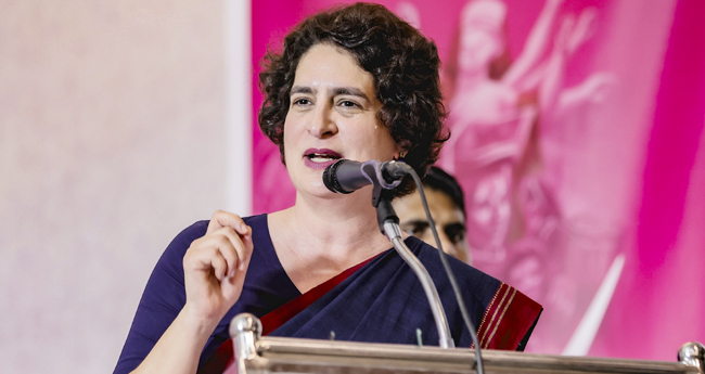 ഭ​വ​ന പ​ദ്ധ​തി​യി​ൽ ചേ​ർ​ക്കാ​ൻ  വി​ട്ടു​പോ​യ​വ​രെ​യും ഉ​ൾ​പ്പെ​ടു​ത്ത​ണം: പ്രി​യ​ങ്ക