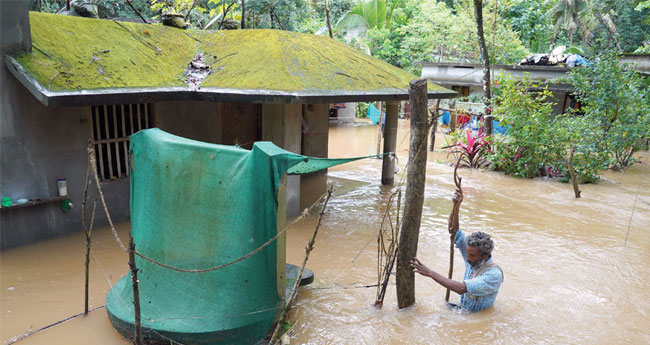 പത്തനംതിട്ടയിൽ കനത്ത മഴ