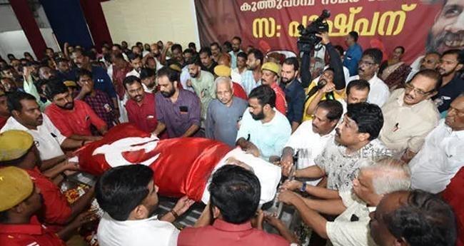 കാ​ലം സാ​ക്ഷി ച​രി​ത്രം സാ​ക്ഷി; പു​ഷ്പ​ൻ ഇ​നി ജ്വ​ലി​ക്കു​ന്ന ഓ​ർ​മ