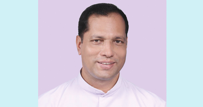 ഫാ. പോൾ  പുതുവ വിസി സുപ്പീരിയർ ജനറൽ