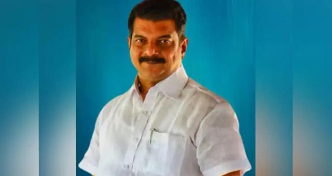 കൂ​ട്ടി​യും കി​ഴി​ച്ചും മു​ന്ന​ണി​ക​ള്‍; അ​ന്‍​വ​റി​ന് എ​ത്ര വോ​ട്ട്?