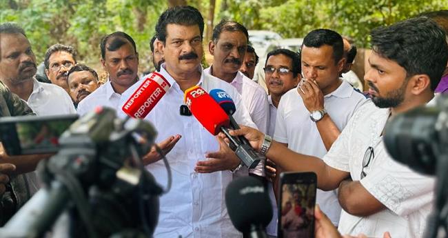 പി​ണ​റാ​യി​സ​ത്തി​ന്‍റെ അ​വ​സാ​ന ആ​ണി നി​ല​മ്പൂ​രി​ൽ അ​ടി​ക്കു​മെ​ന്ന് അ​ൻ​വ​ർ