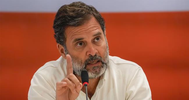 ഭീ​ക​രാ​ക്ര​മ​ണം; സ​ർ​ക്കാ​ർ ന​ട​പ​ടി​ക​ൾ​ക്ക് പൂ​ർ​ണ പി​ന്തു​ണ, രാ​ഹു​ൽ വെ​ള്ളി​യാ​ഴ്ച കാ​ഷ്മീ​രിലേക്ക്