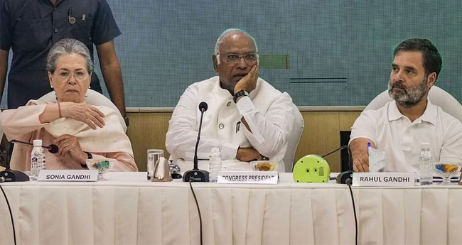 രാജസ്ഥാൻ പ്രതിപക്ഷ നേതാവിനെ ഹൈക്കമാൻഡ് തീരുമാനിക്കും