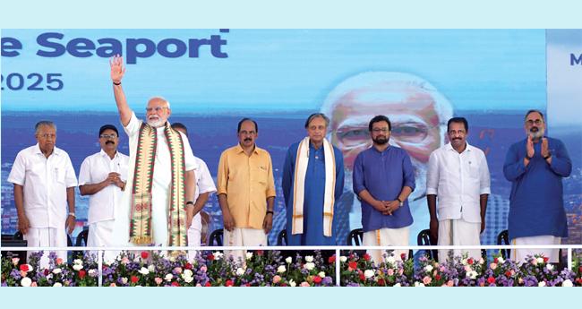 വി​ഴി​ഞ്ഞം: കരയടുക്കാതെ വിവാദം