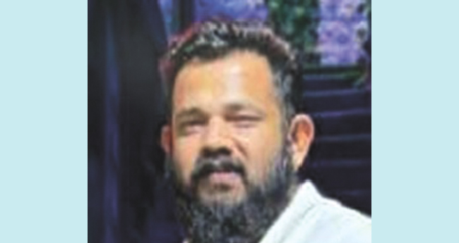 ക​ട​ൽ​ക്കൊ​ള്ള​ക്കാ​ർ ത​ട്ടി​ക്കൊ​ണ്ടു​പോ​യ ക​പ്പ​ൽ ജീ​വ​ന​ക്കാ​രി​ൽ ര​ണ്ട് മ​ല​യാ​ളി​ക​ൾ